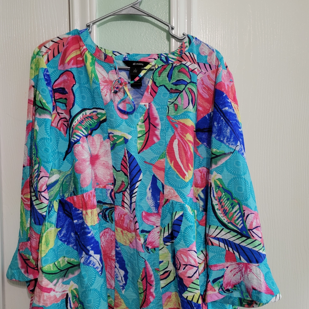 Ali Miles Multicolor Floral Blouse